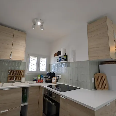 아파트 T4 Proche Et Vieille *